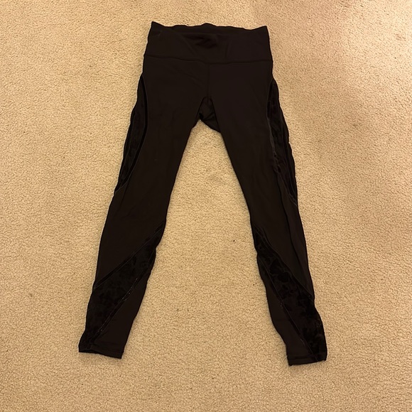 Lululemon Leggings With Sheer Floral And Velvet Panels - Picture 4 of 8